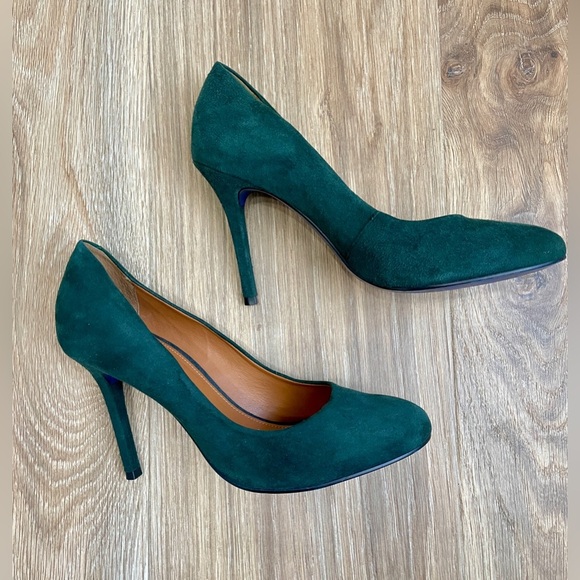 Arezzo Shoes - AREZZO Women's Pumps Forest Green Size US 8B / EU 39 / Brazil 37  EUC